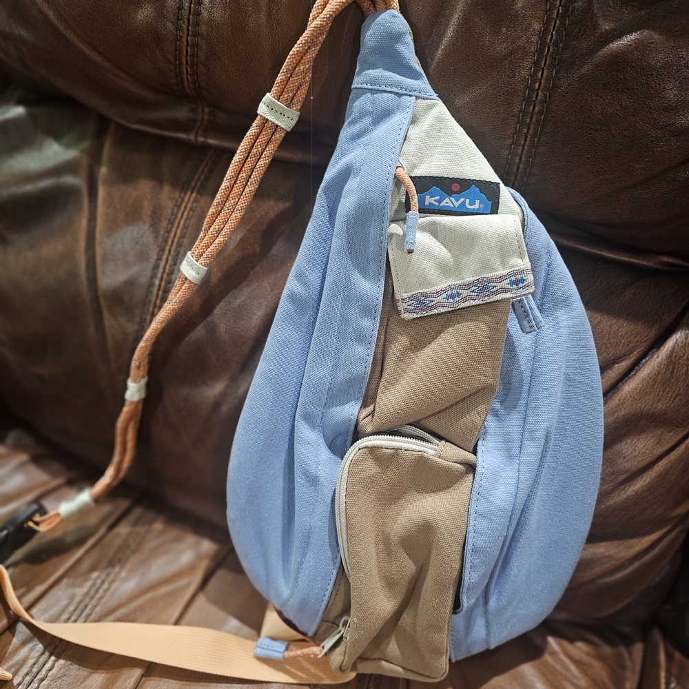 KAVU Light Blue and Tan Rope Sling Backpack